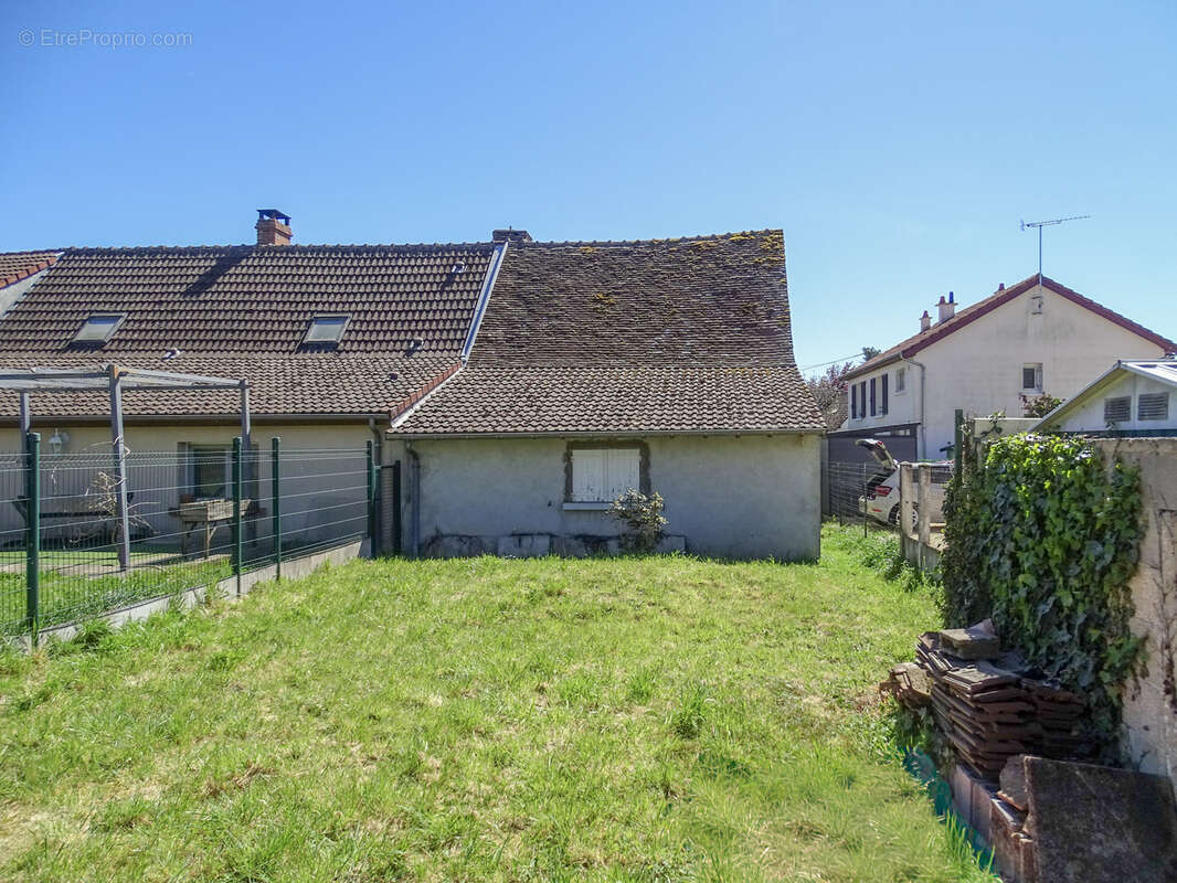 Parking à ROMORANTIN-LANTHENAY