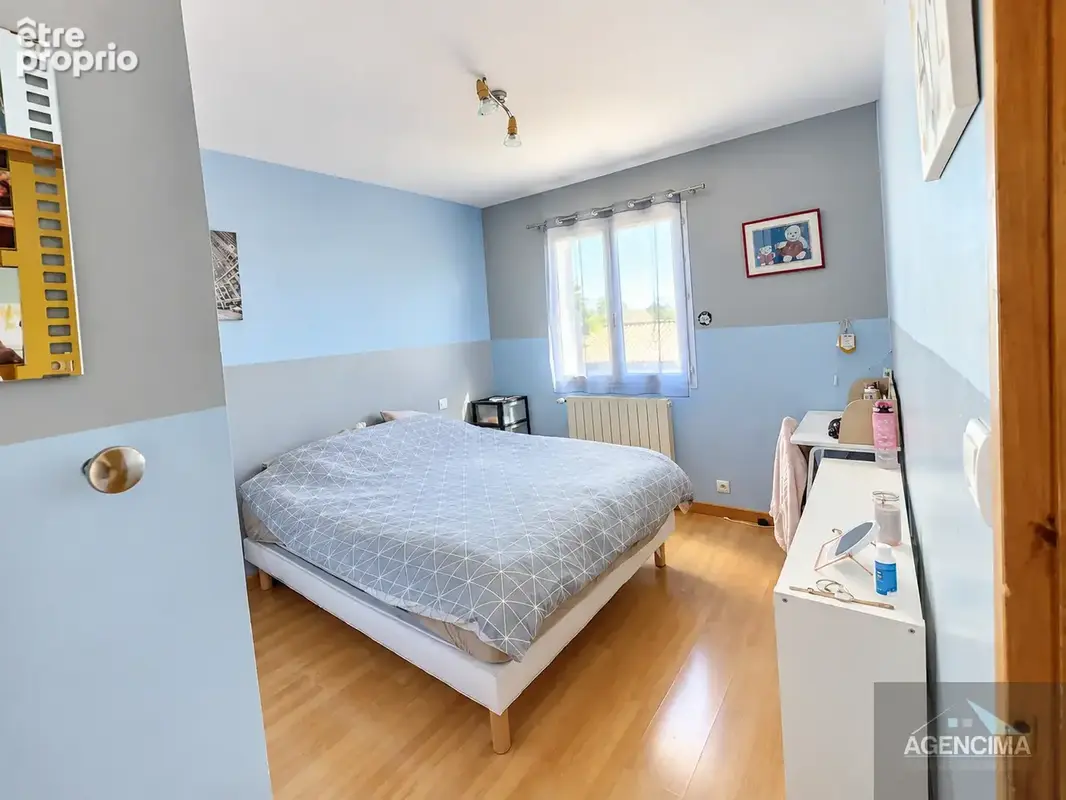 Spacieuse villa avec piscine et grand garage - photo 8