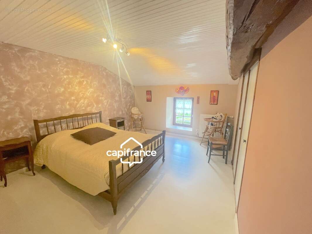 À vendre – Maison de campagne à SAINT CYR DES GATS (85) - photo 19
