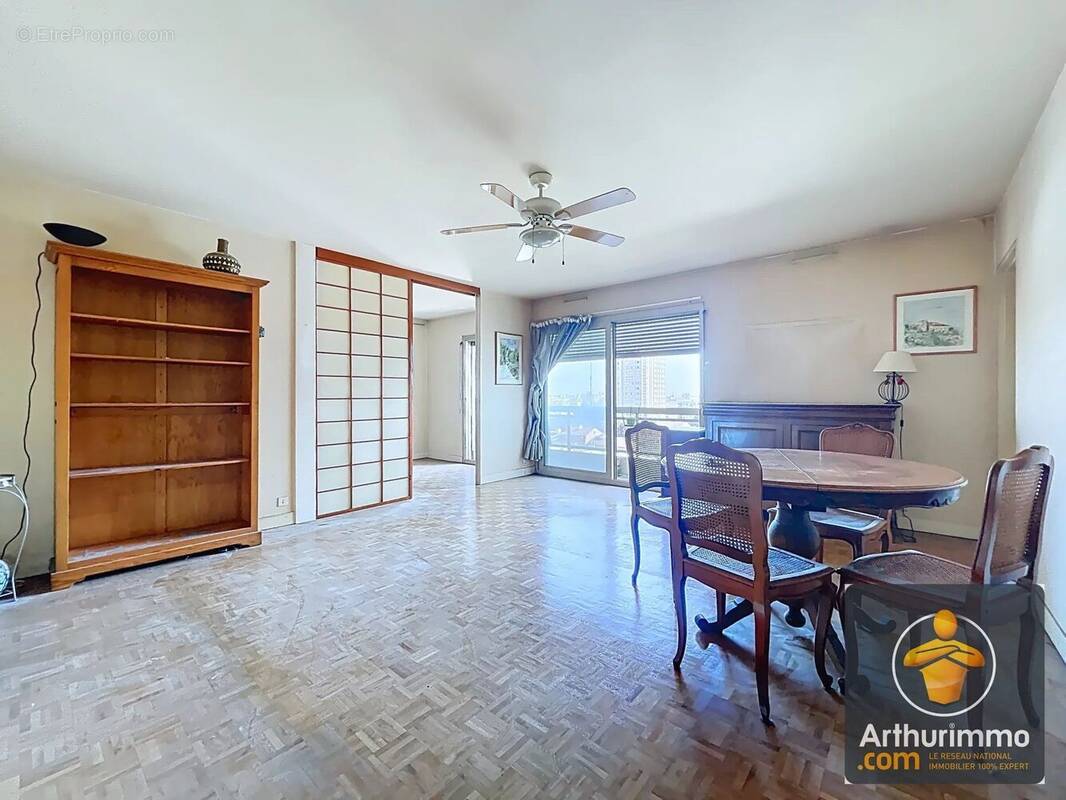 Appartement à CHOISY-LE-ROI