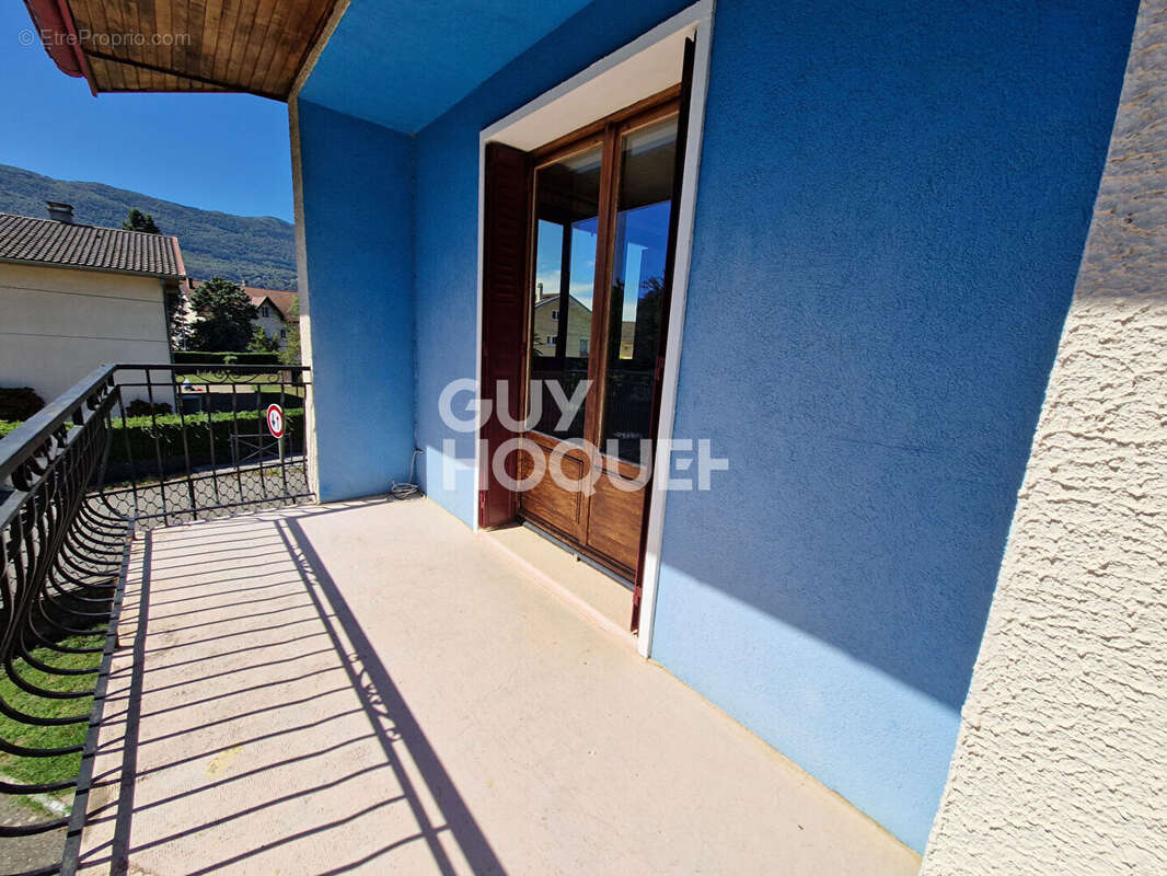 Maison à BRISON-SAINT-INNOCENT