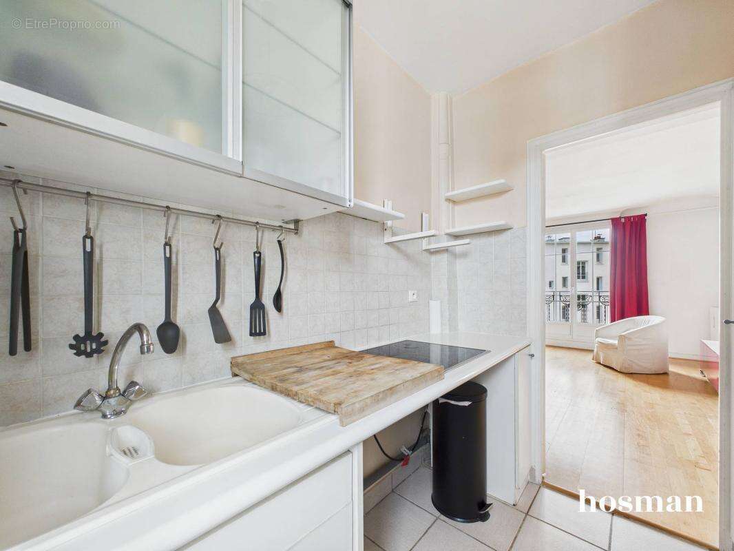 Appartement 2 pièces de 53 m² - Centre-ville de Vanves - Traversant et lumineux - Rue Louis Blanc - photo 4