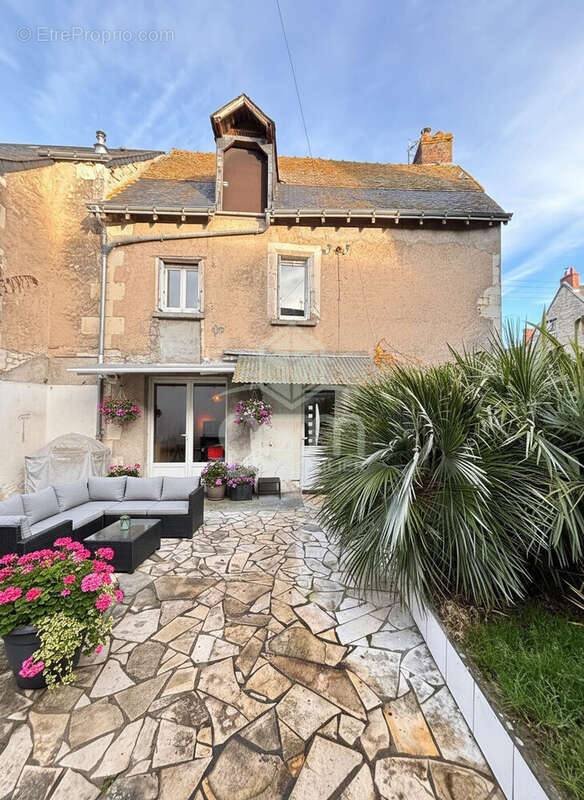 Maison à SAINTE-MAURE-DE-TOURAINE