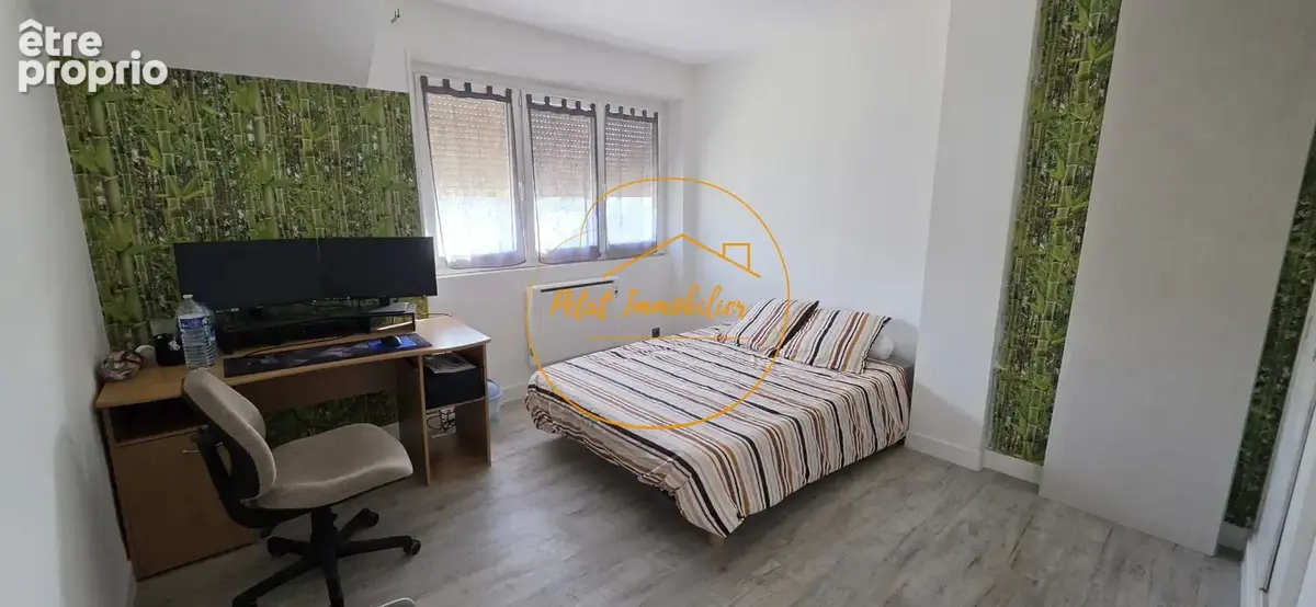 Maison avec jardin, abri de jardin et garage - photo 5