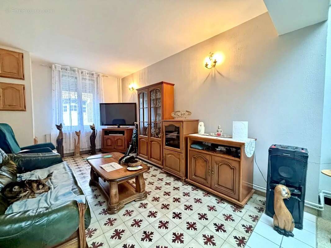 Maison à WALINCOURT-SELVIGNY