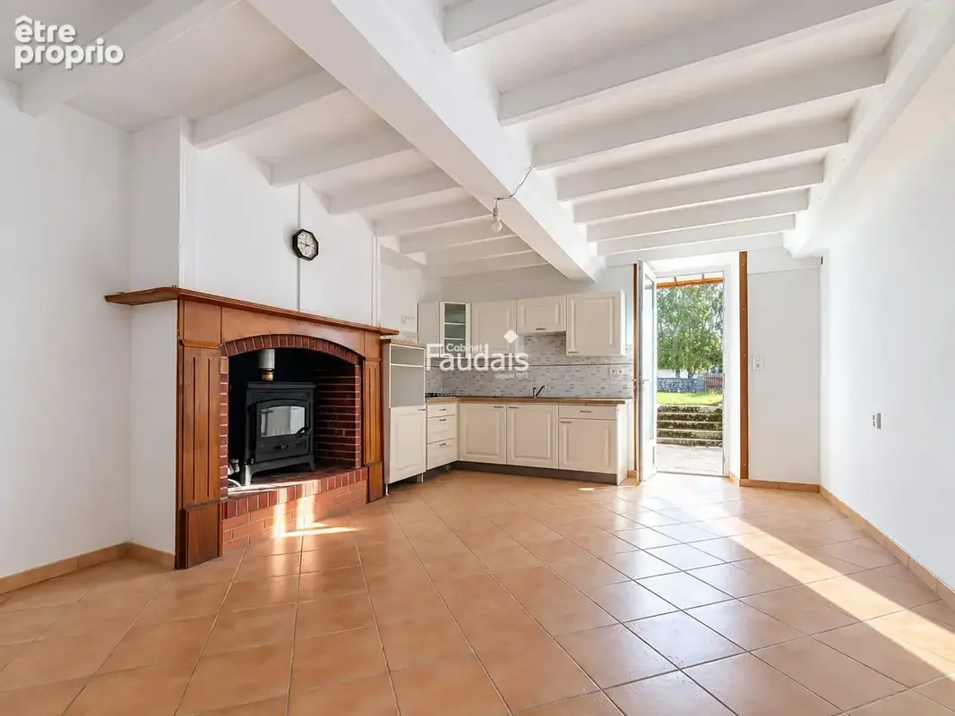 Maison 4 pièces 98 m² à vendre à Tessy-Sur-Vire (50420) - photo 4