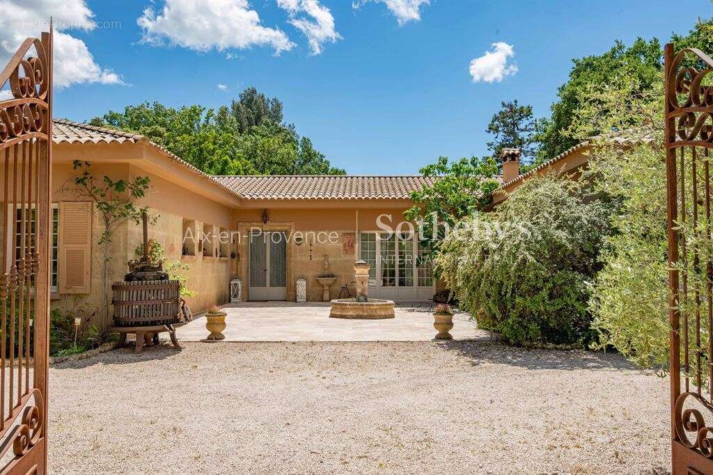 Maison à AIX-EN-PROVENCE