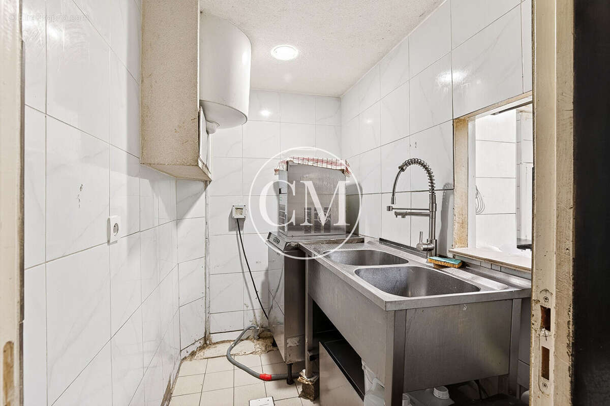 Commerce à VERSAILLES