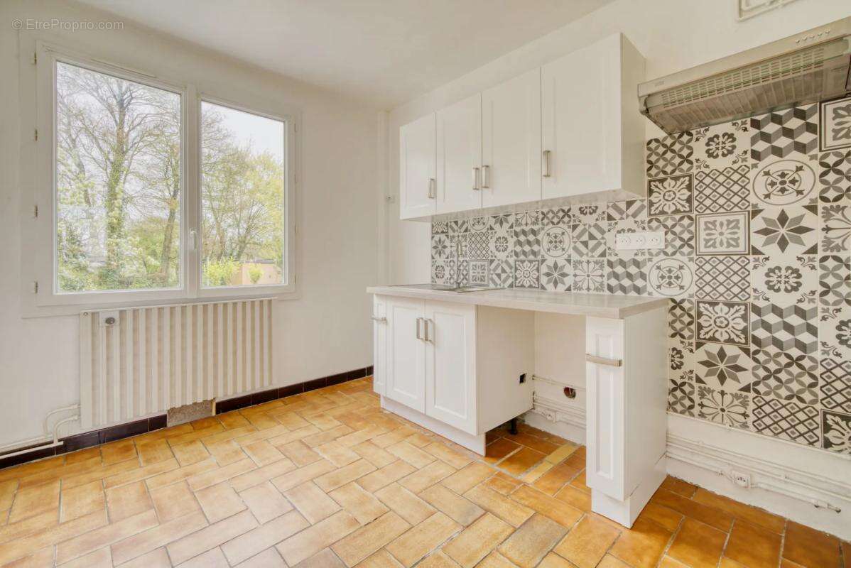 Maison à SAINT-GEORGES-DU-BOIS