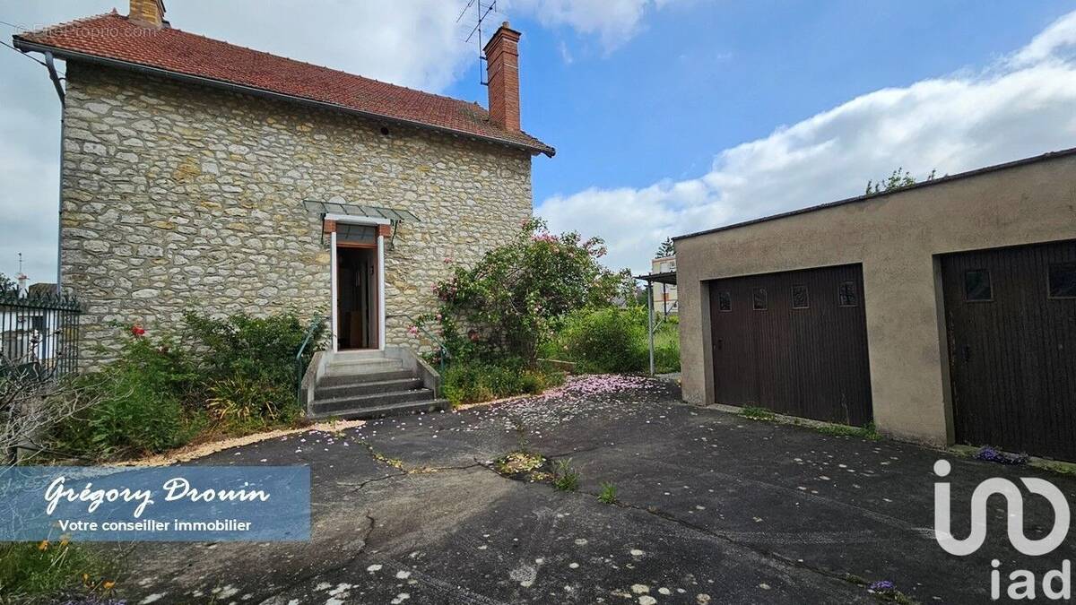 Photo 1 - Maison à MALESHERBES