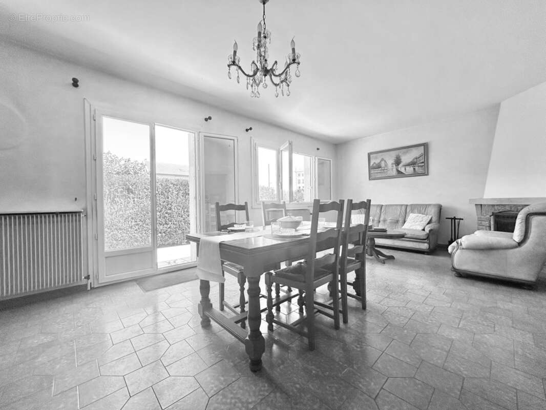Maison à OULLINS