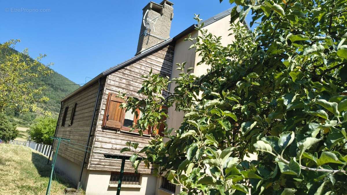 Maison 120 m² à Roquefort-De-Sault  - photo 3