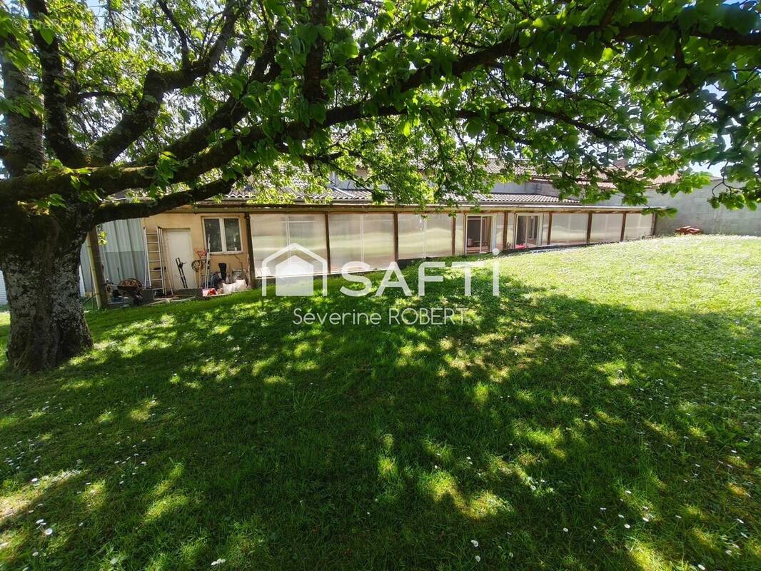 Photo 1 - Maison à NUEIL-SOUS-FAYE