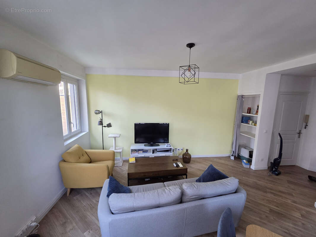 Appartement à LYON-8E