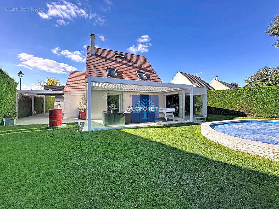 Maison à MAROLLES-EN-HUREPOIX