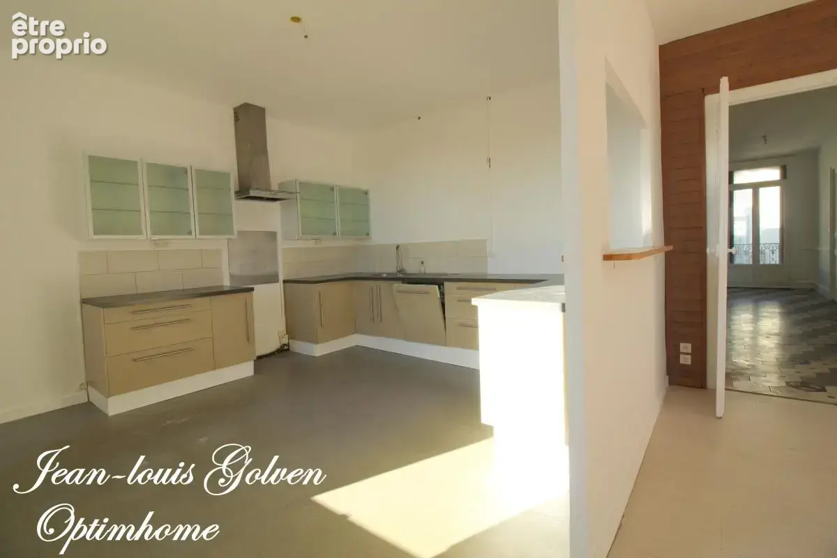 A vendre-superbe appartement de caractère au coeur de Magales -103.19 m² Loi Carrez - photo 4