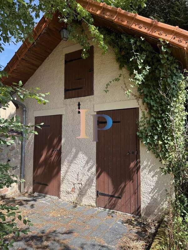 Ensemble immobilier de caractere - photo 31