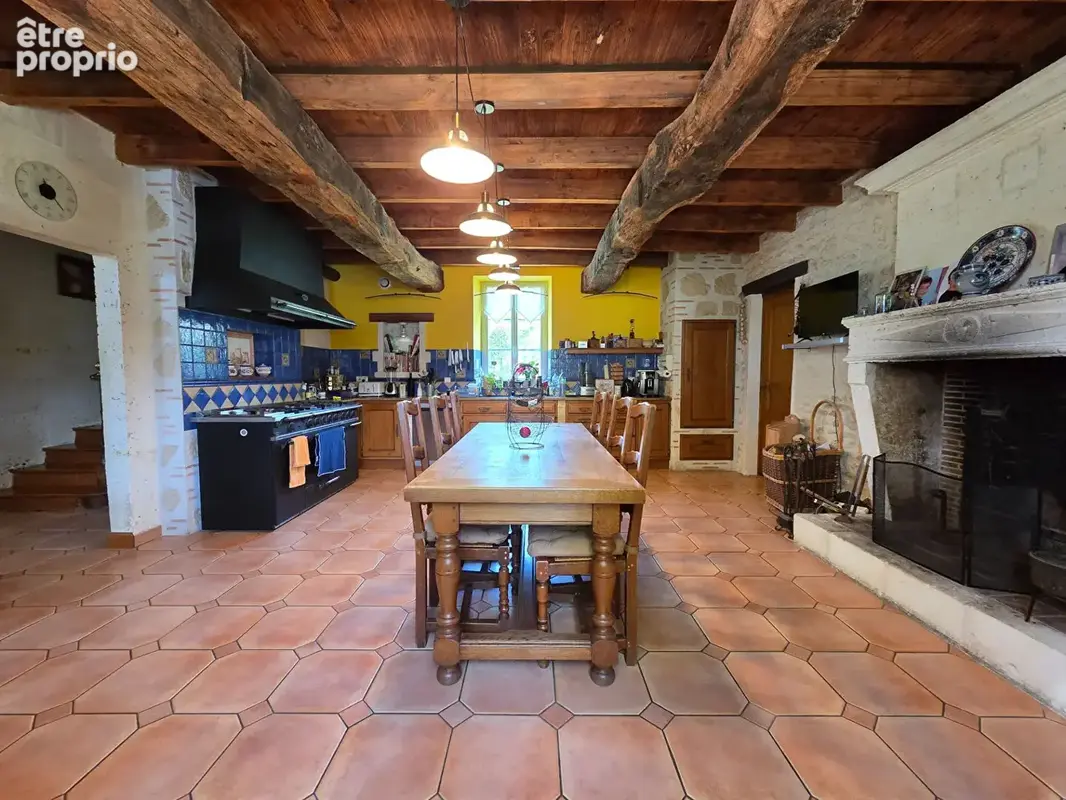 Maison  Charentaise à Fleac 11 pièce(s) 308 m² - photo 9