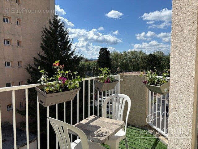 Appartement à MONTELIMAR