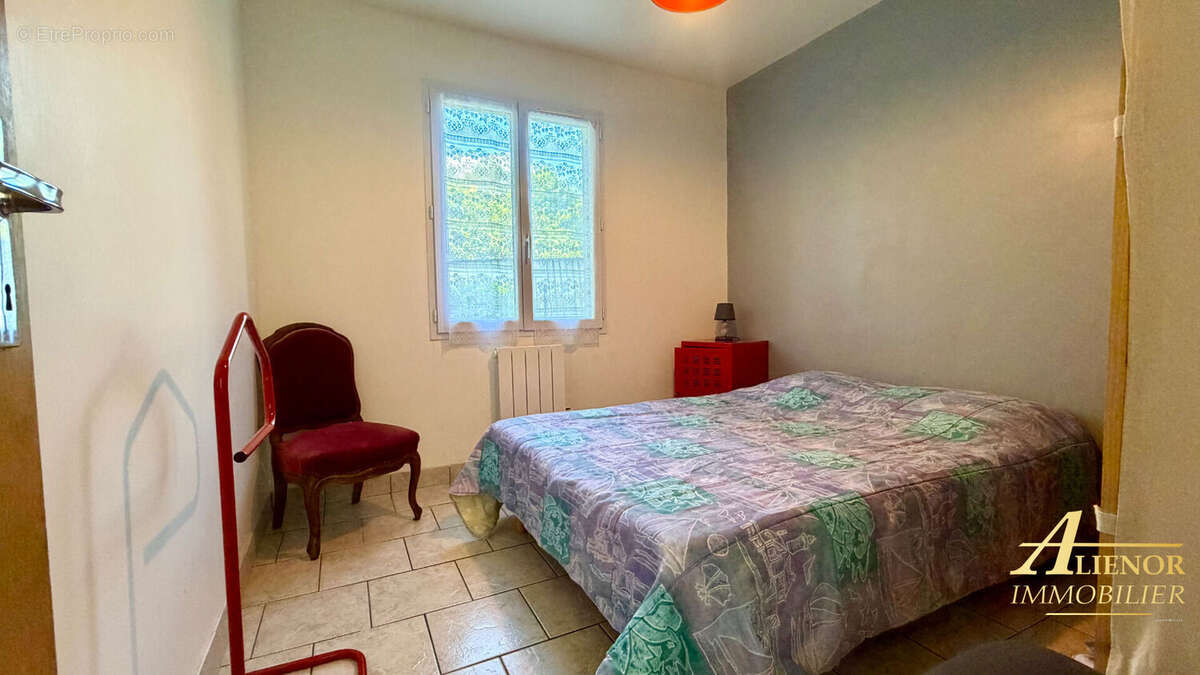 Maison de 4 chambres et 2 gîtes à Lisle - photo 17