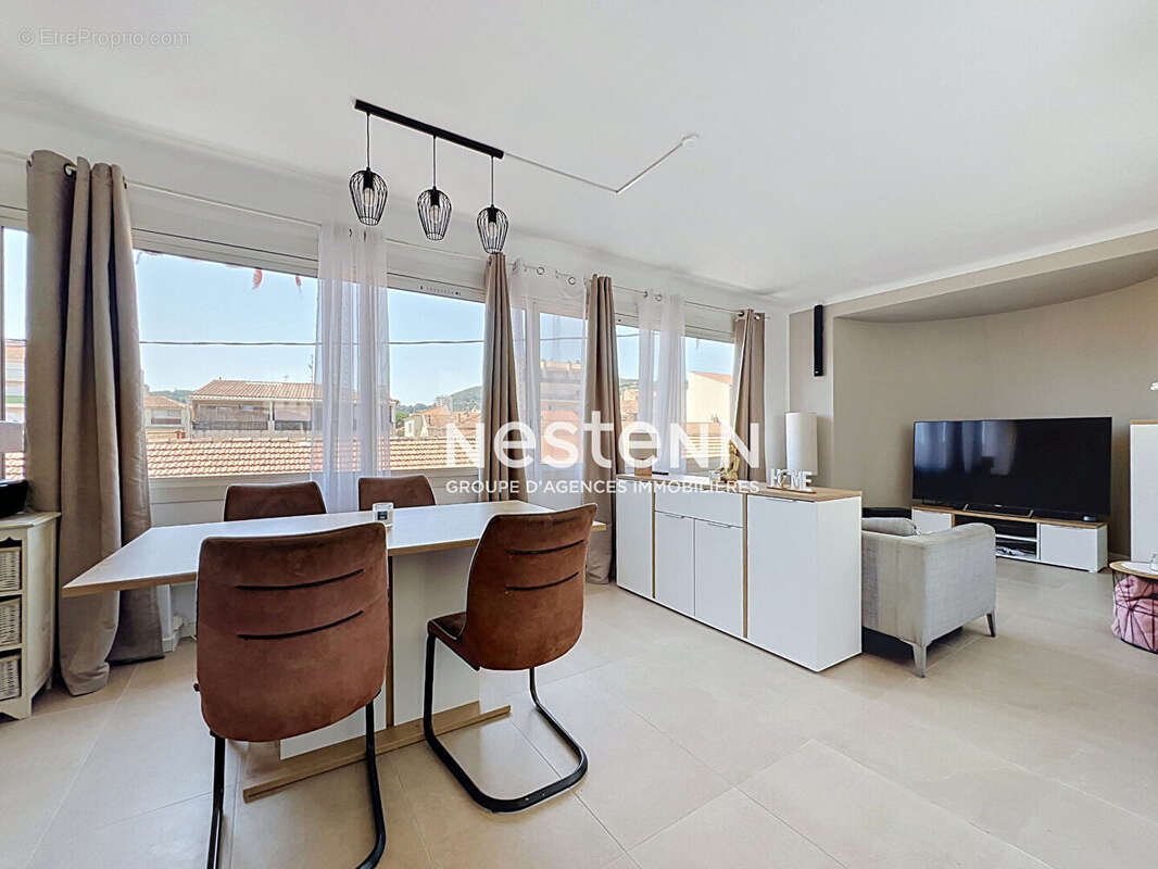 Toit terrasse 75m² en duplex - 5p - 109m² - garage - faible charge - dernier étage - photo 5