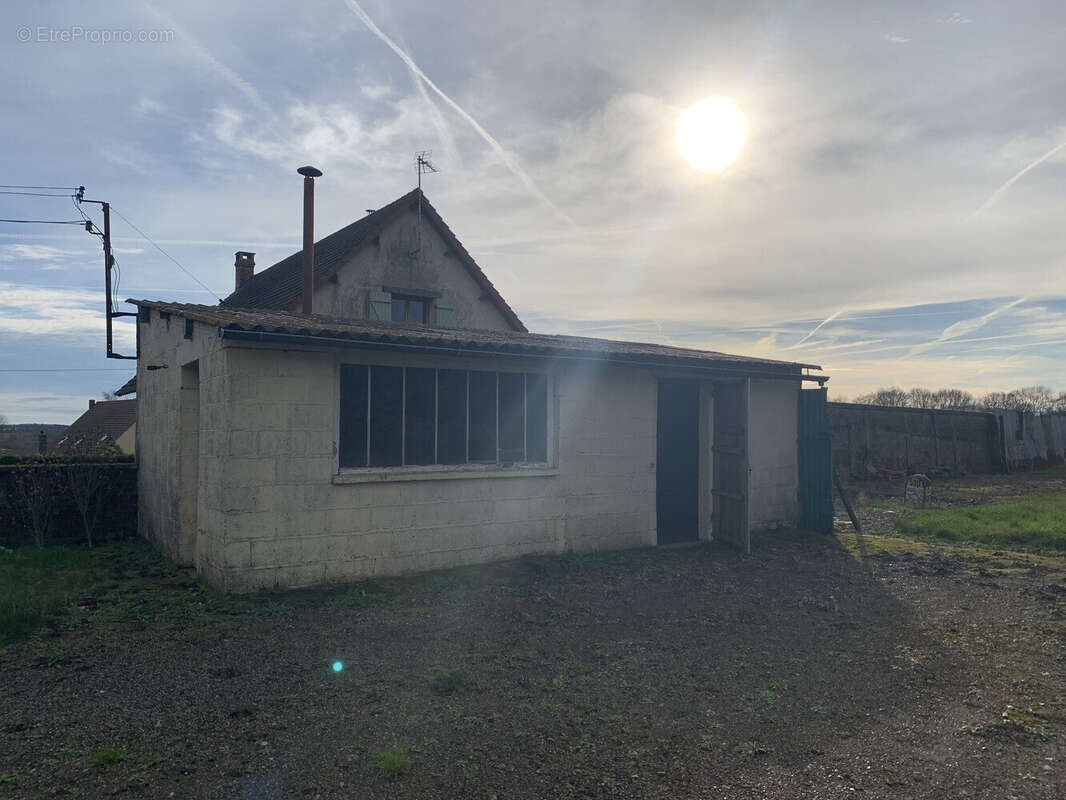 Maison à rénover 4 - Terrain à HARDIVILLERS