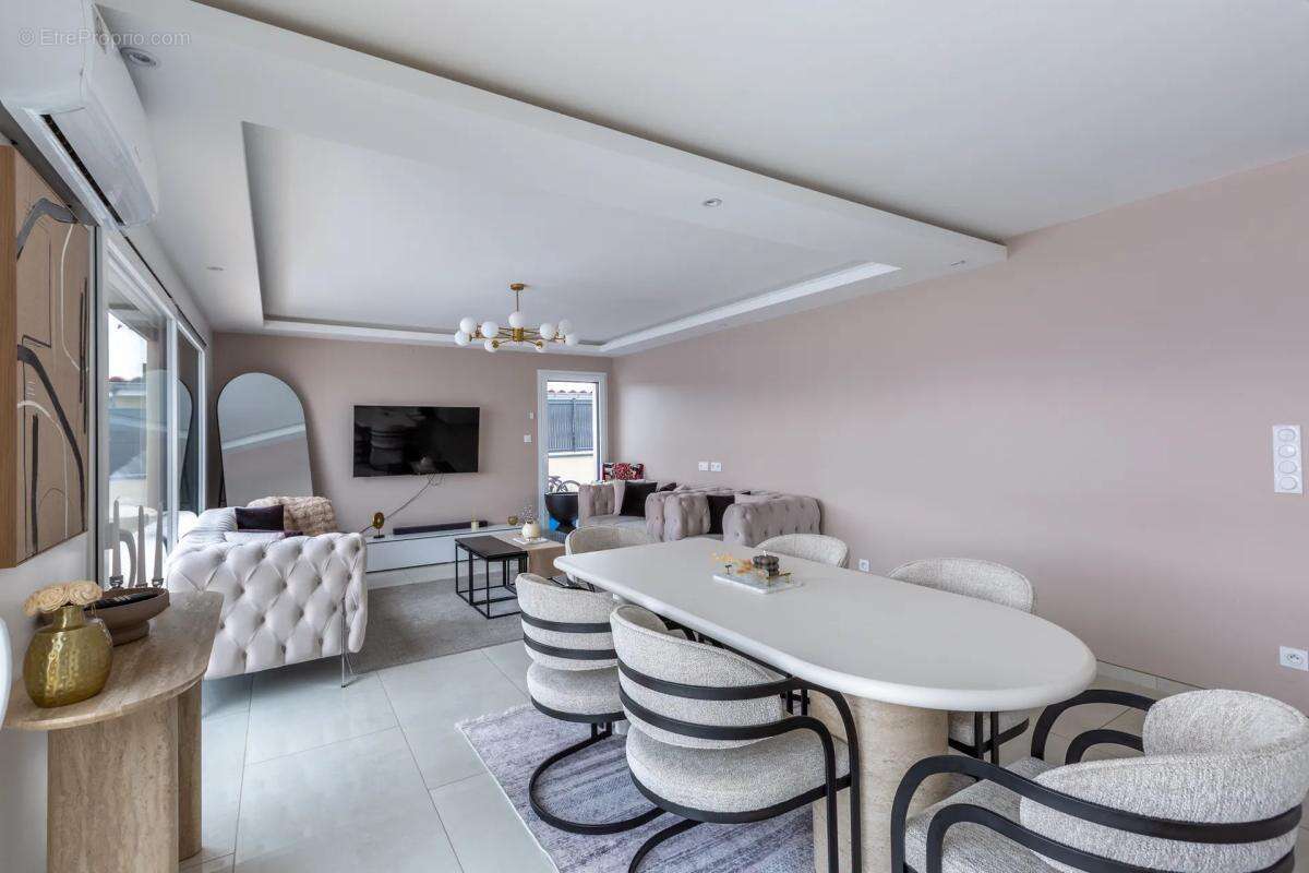 Maison à LA GRAND-CROIX