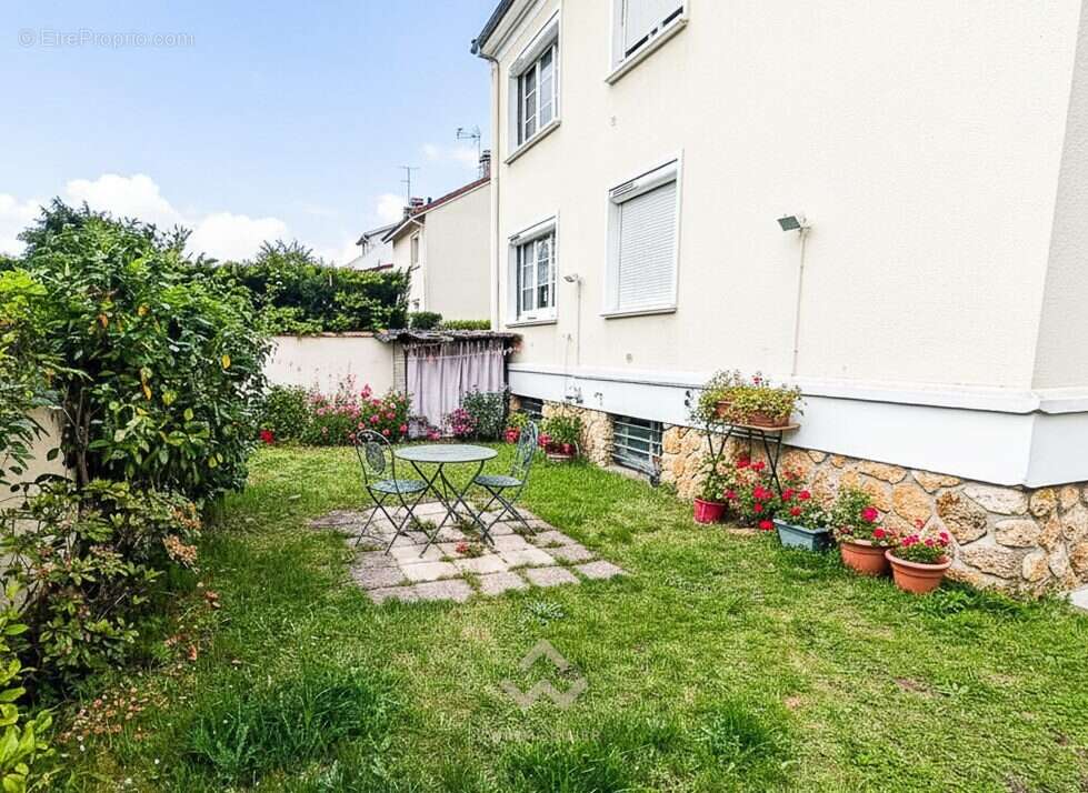 Jardin - Maison - Sartrouville - 78500 - Maison à SARTROUVILLE