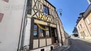 Maison à LA CHAPELLE-D'ANGILLON