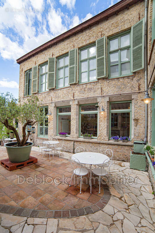 Appartement à BERGUES