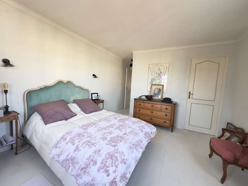 Maison à COLLEVILLE-MONTGOMERY