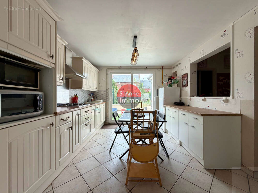 Albert - maison mitoyenne - 127m2 - 3 chambres - bureau - jardin - photo 4