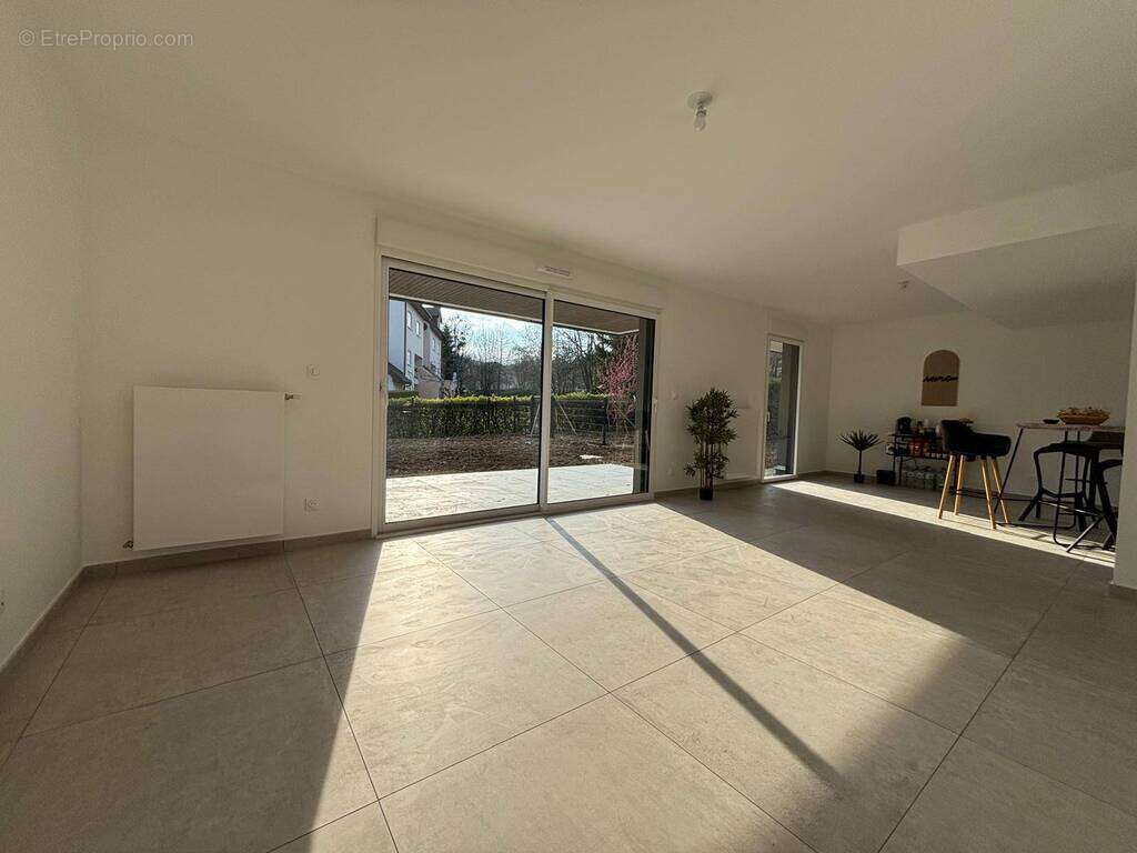 Appartement à DIVONNE-LES-BAINS