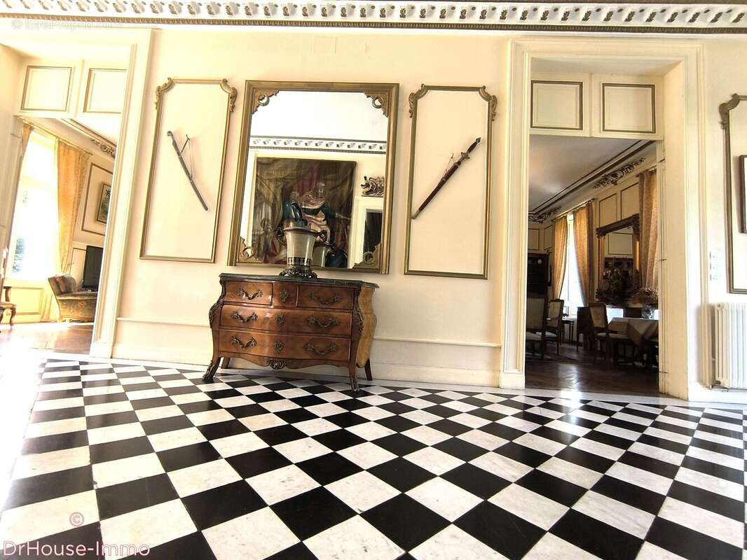 Autre à LA ROCHE-POSAY