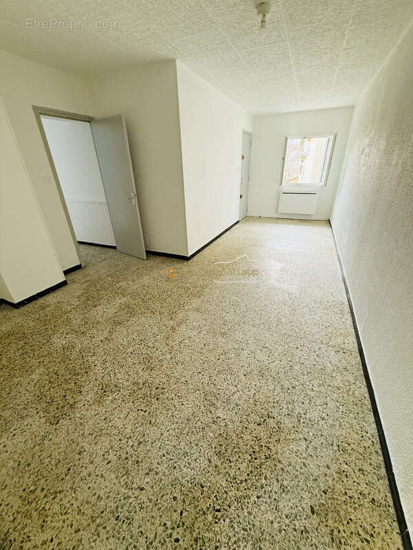 Appartement à SAINT-JEAN-DE-VEDAS