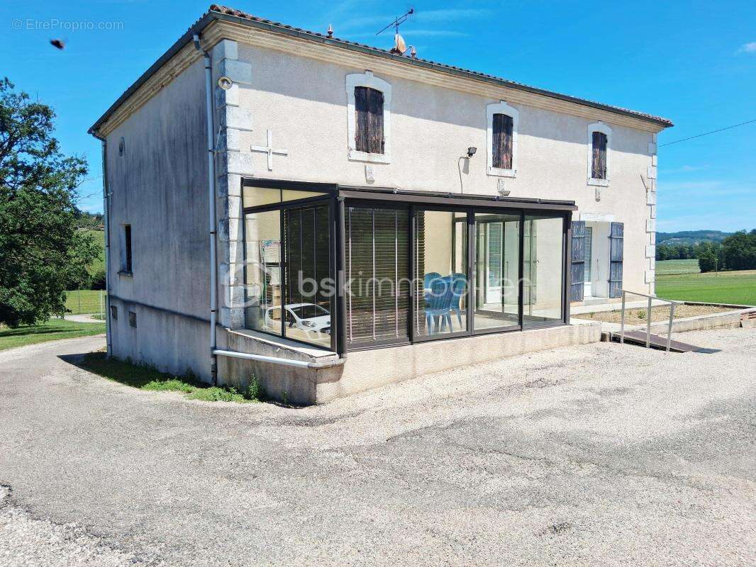 Maison de caractère de 130 m² avec hangar de 300 m² – Terrain de 8 391 m² – Dolmayrac - photo 9