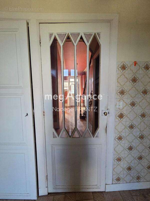 Maison à SAINT-JEAN-D'ANGELY