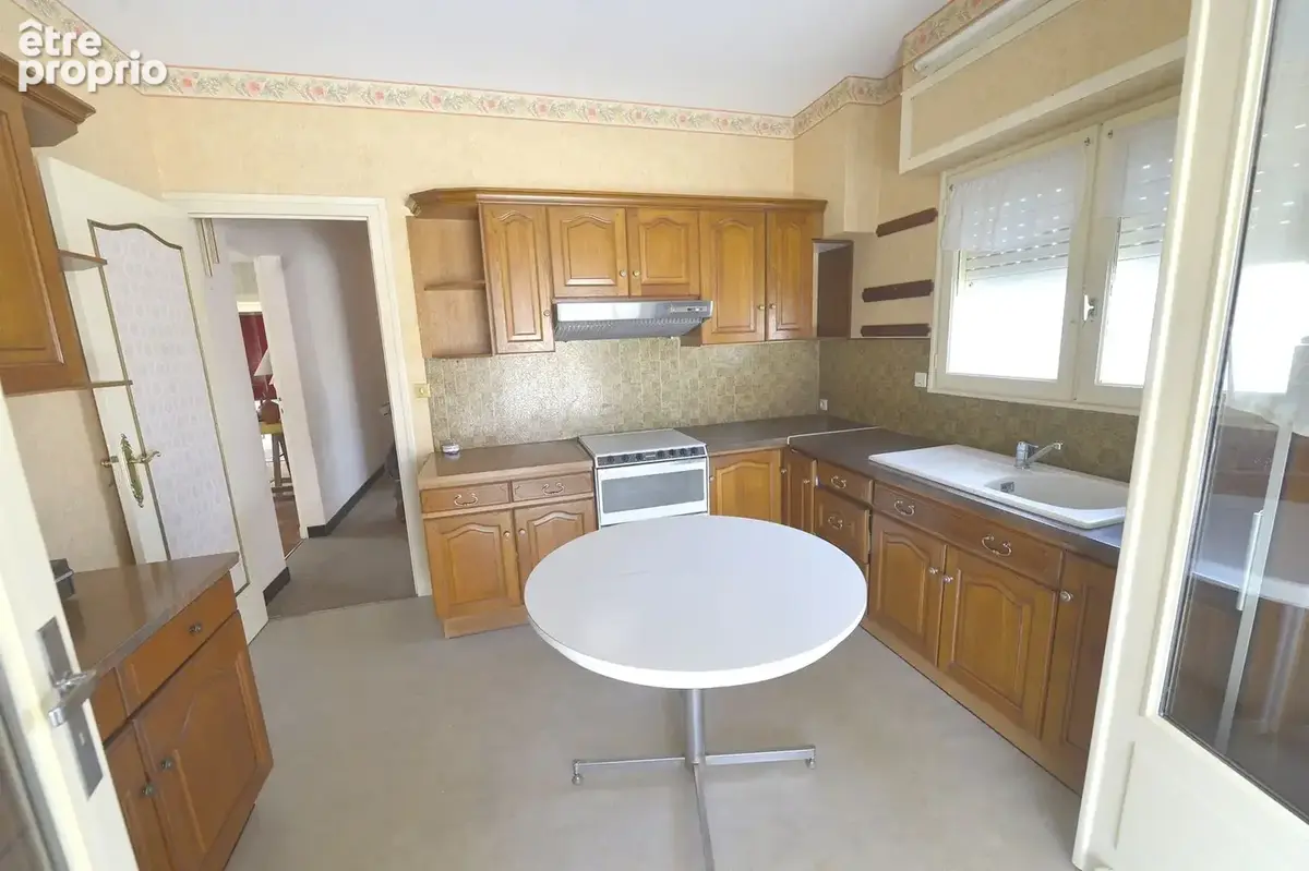 Maison 192 m² à Saint-Georges-De-Didonne  - photo 6
