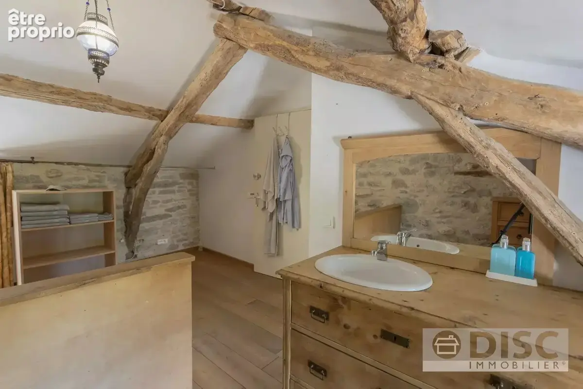 Belle et spacieuse propriété en pierre avec piscine et 3,8 hectares de terrain. - photo 21