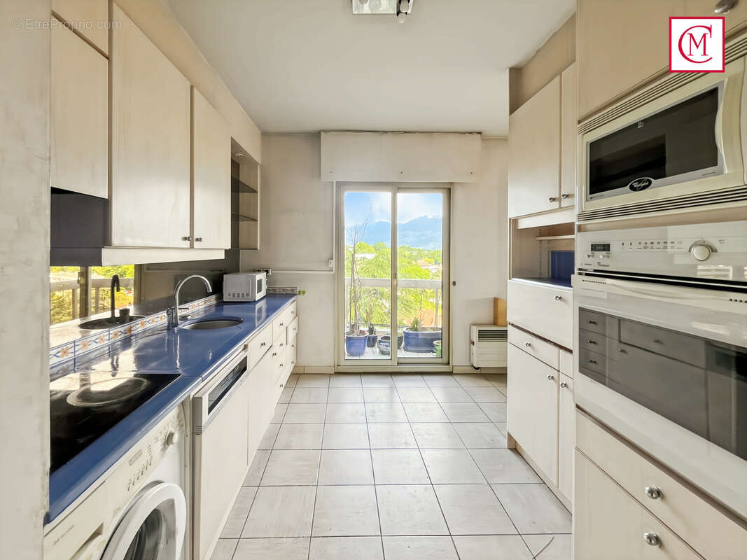 Appartement à MEYLAN
