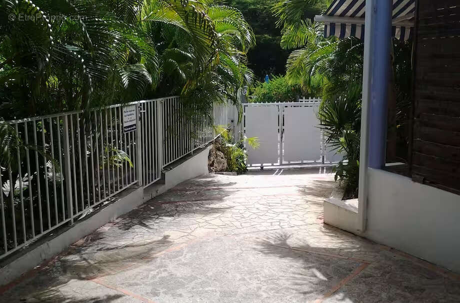 Appartement à LE GOSIER