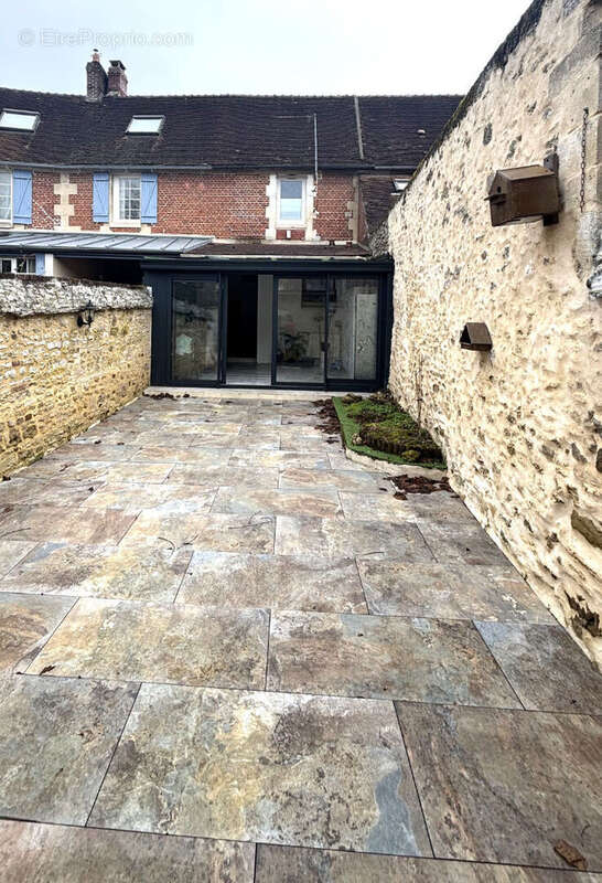 Maison à NOAILLES