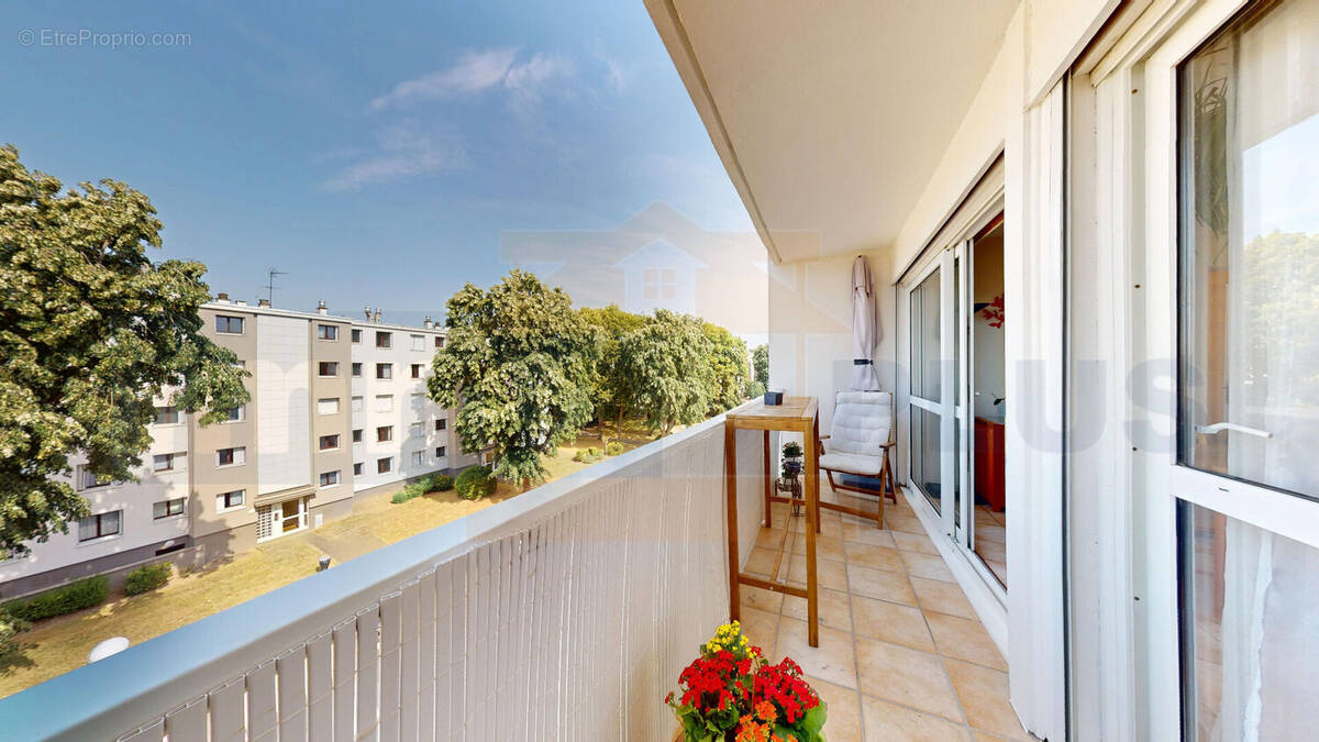Appartement à BOIS-D'ARCY