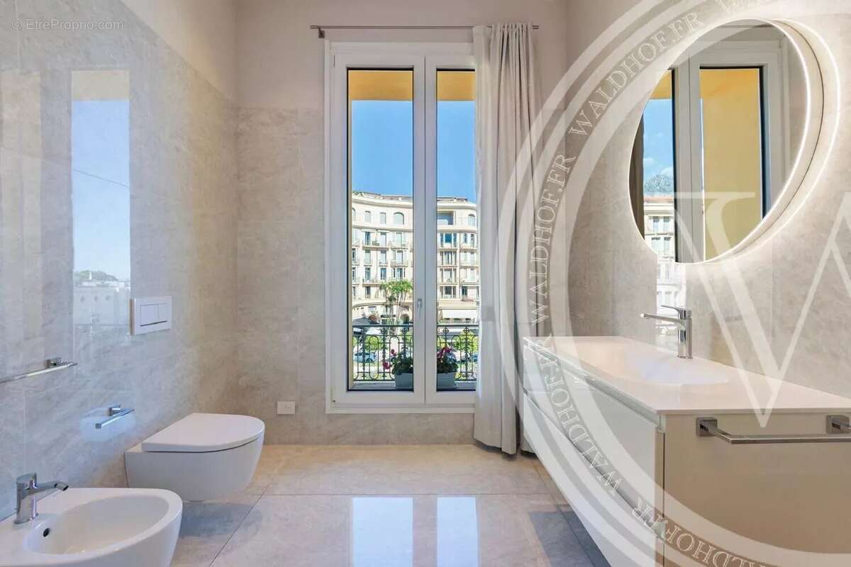 Appartement à MENTON