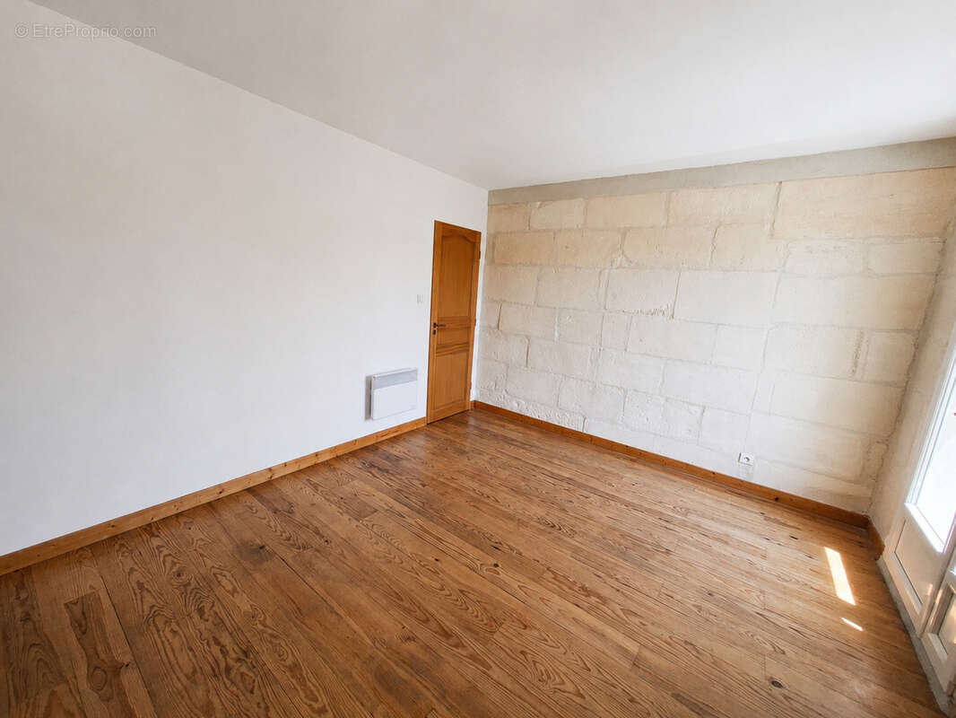 Belle maison avec grande terrasse à Trinquetaille à proximité du centre-ville d'Arles - photo 7