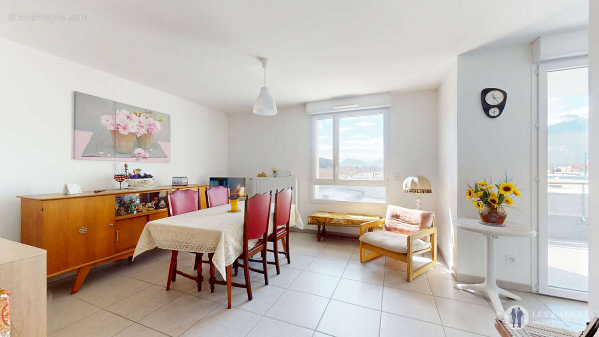 Appartement à ECHIROLLES