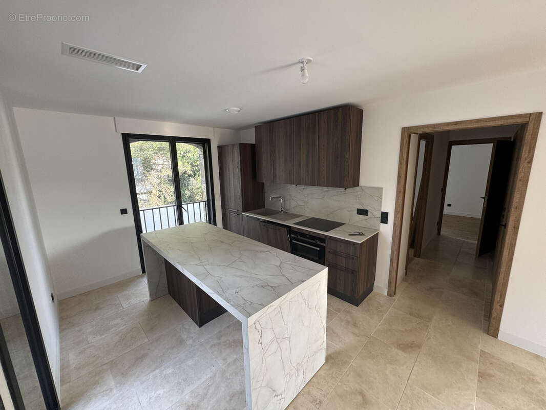 Appartement à CASTELNAU-LE-LEZ