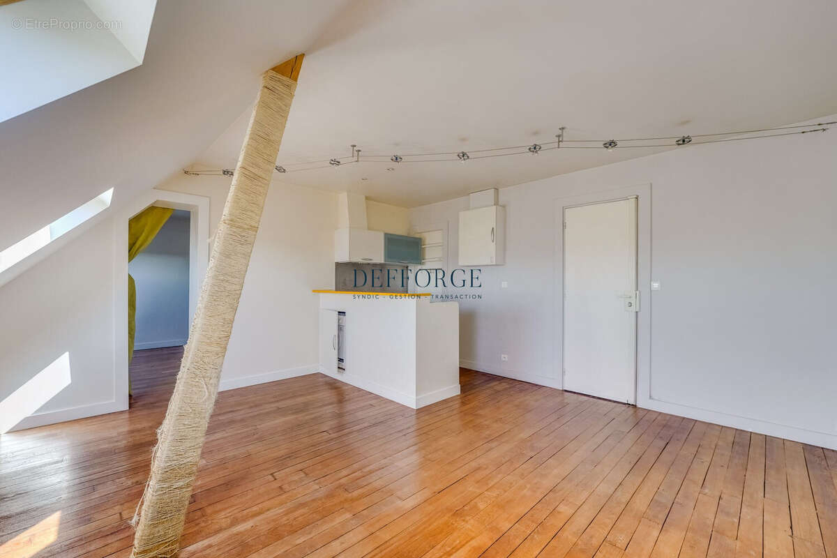 Appartement à PARIS-5E