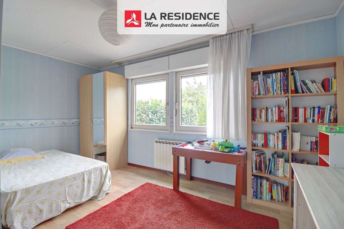 Maison 134 m² à Orgeval  - photo 9