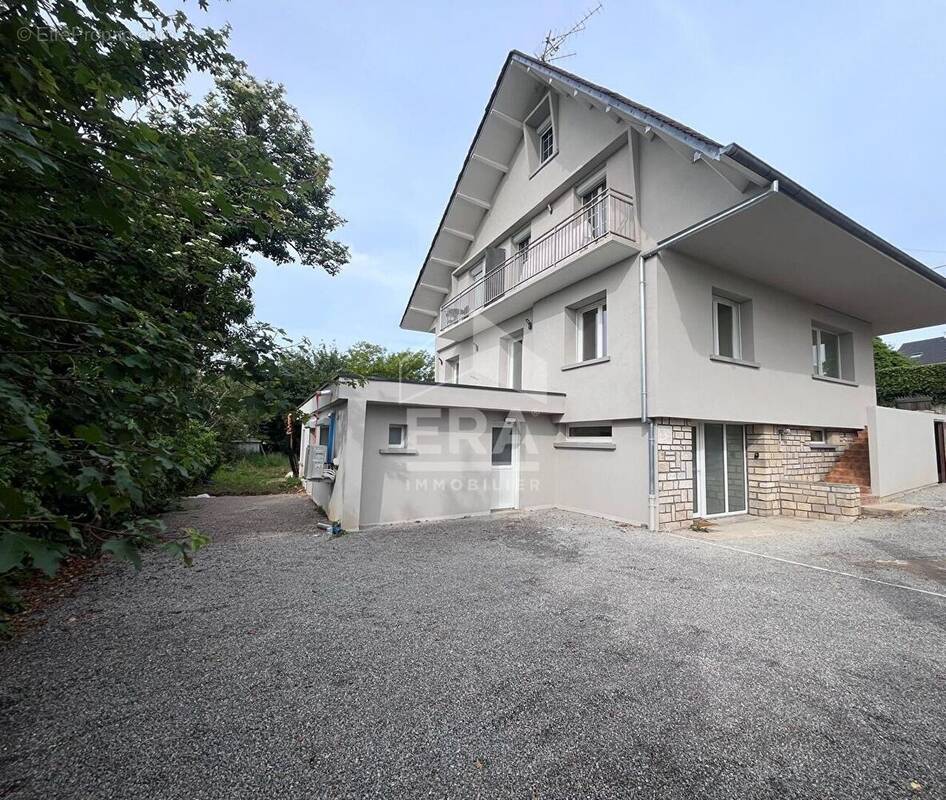 Appartement à ECOLE-VALENTIN